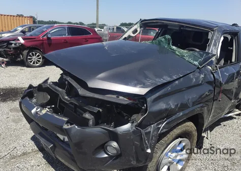 2019 Toyota 4Runner Sr5 from USA, damaged, VIN JTEBU5JR3K5672174